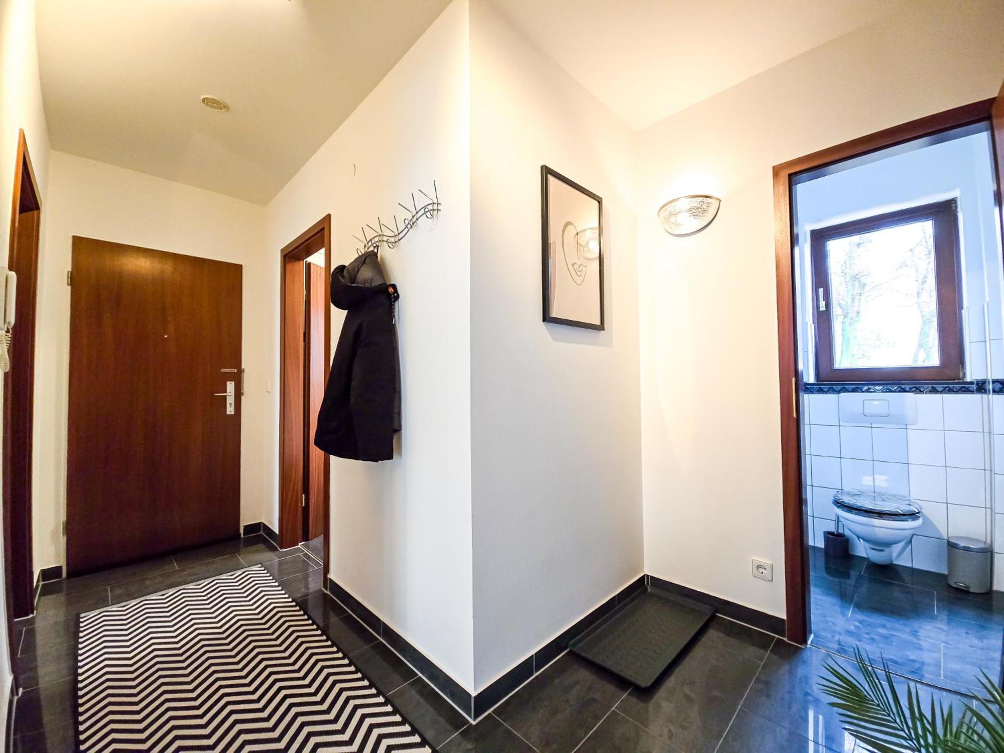 Cosy-apartment - Glazed Balkony & Carport, 70m2 Pforzheim